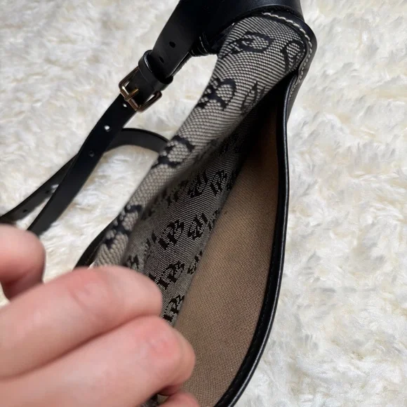 Vintage 90s Dooney & Bourke Black Signature Canvas Crossbody Bag - Picture 7 of 8